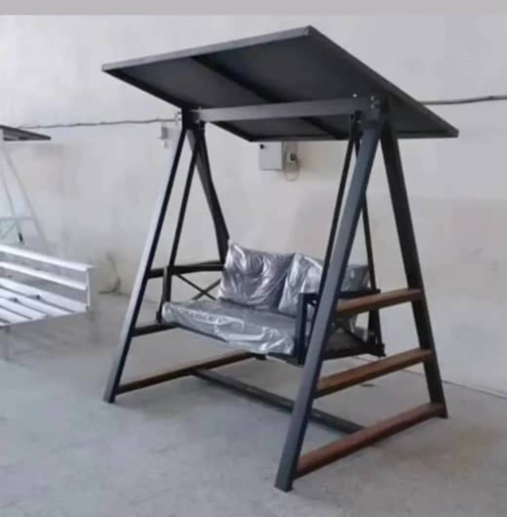 خرید تاب ویلایی مسقف فلزی با قیمت تولیدی از کارخانه مبلمان باغی