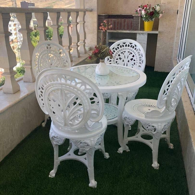 صندلی پلیمری طاووسی