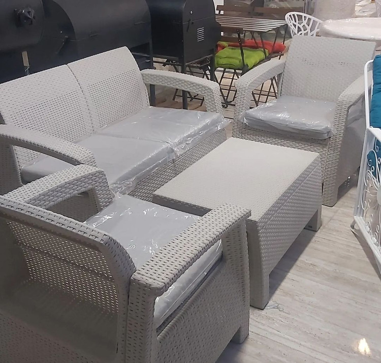 میزوصندلی حصیری مناسب بالکن وتراس بزرگ