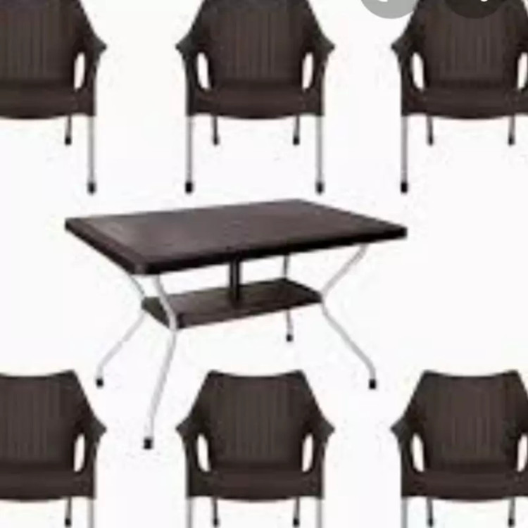 ست 6نفره صندلی ومیز پایه فلزی