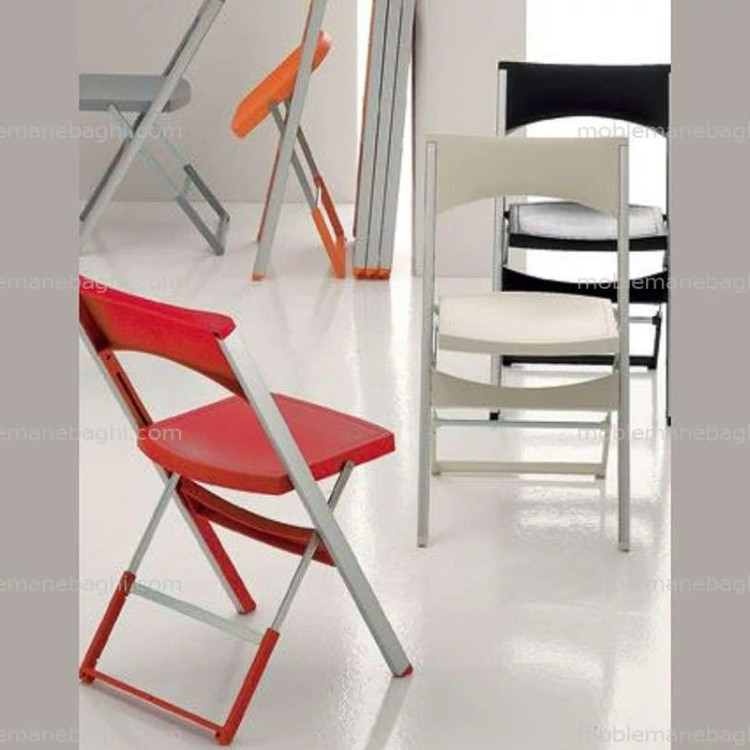 صندلی تاشو کلاسیک