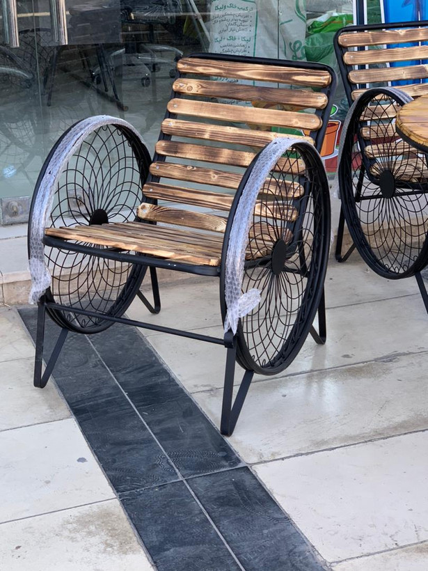 مبل باغی گلبرگ چوبی - تصویر محصول