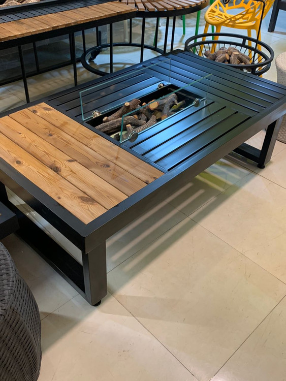 میز اتشدان یه طرف چوب