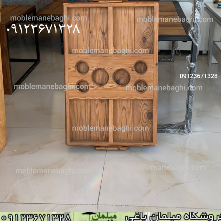 سینی داخل استخری