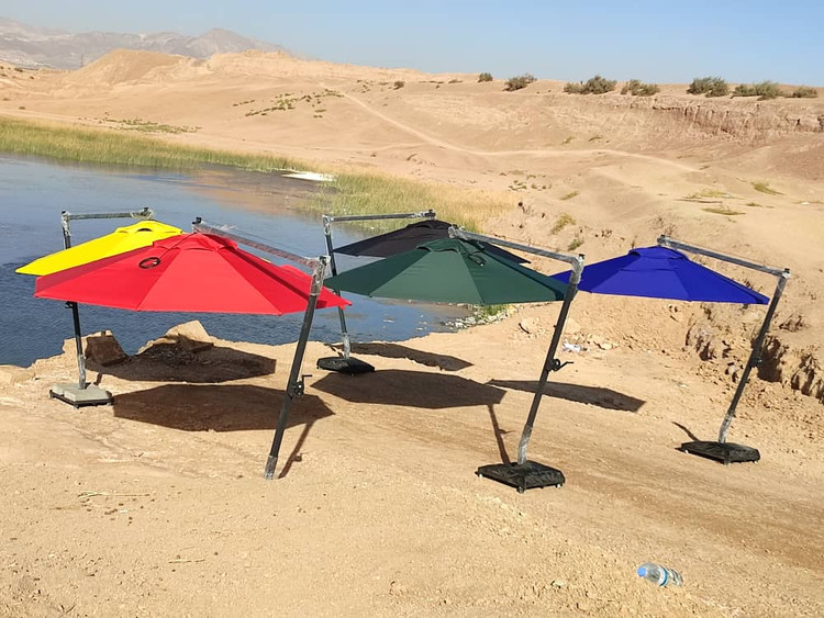 چتر وسایبان پایه کنار باغی ورستورانی قطر 2ونیم
